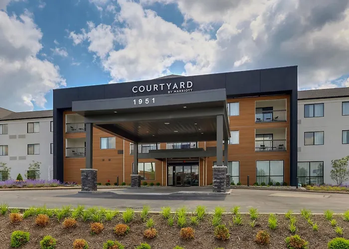 Courtyard Lexington South/Hamburg Place